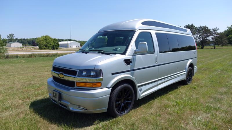 Chevy / GMC Van Picture Gallery Silver Ice Metallic
